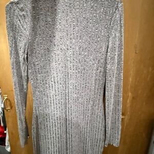 Elegant Gray Ribbed Knit Dress